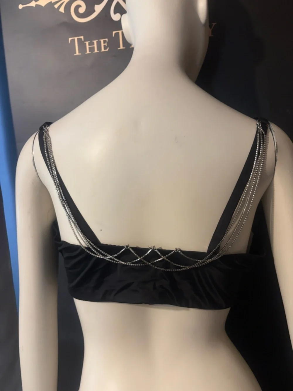 Victoria's Secret Black Front-Closure Smooth T-Shirt Bra with Chain back - Picture 3 of 6